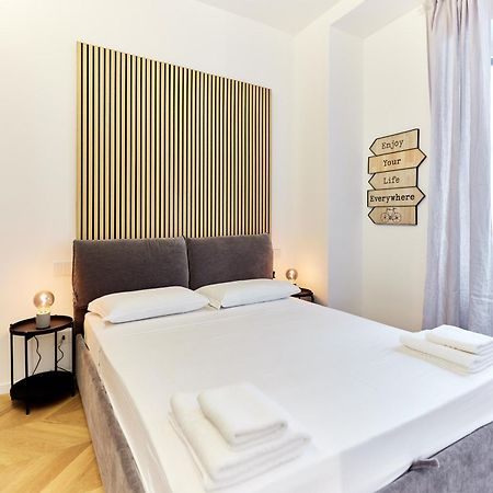Duomo Imperial Suits - Modern And Comfortable Milano Exterior foto